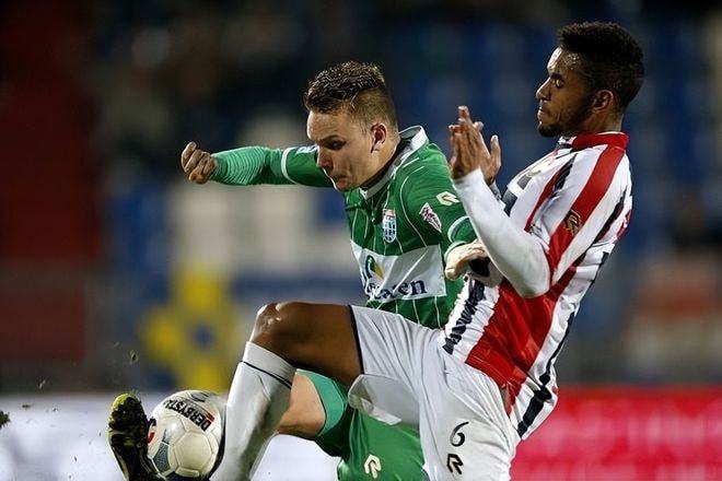 理层眼里 理层眼里